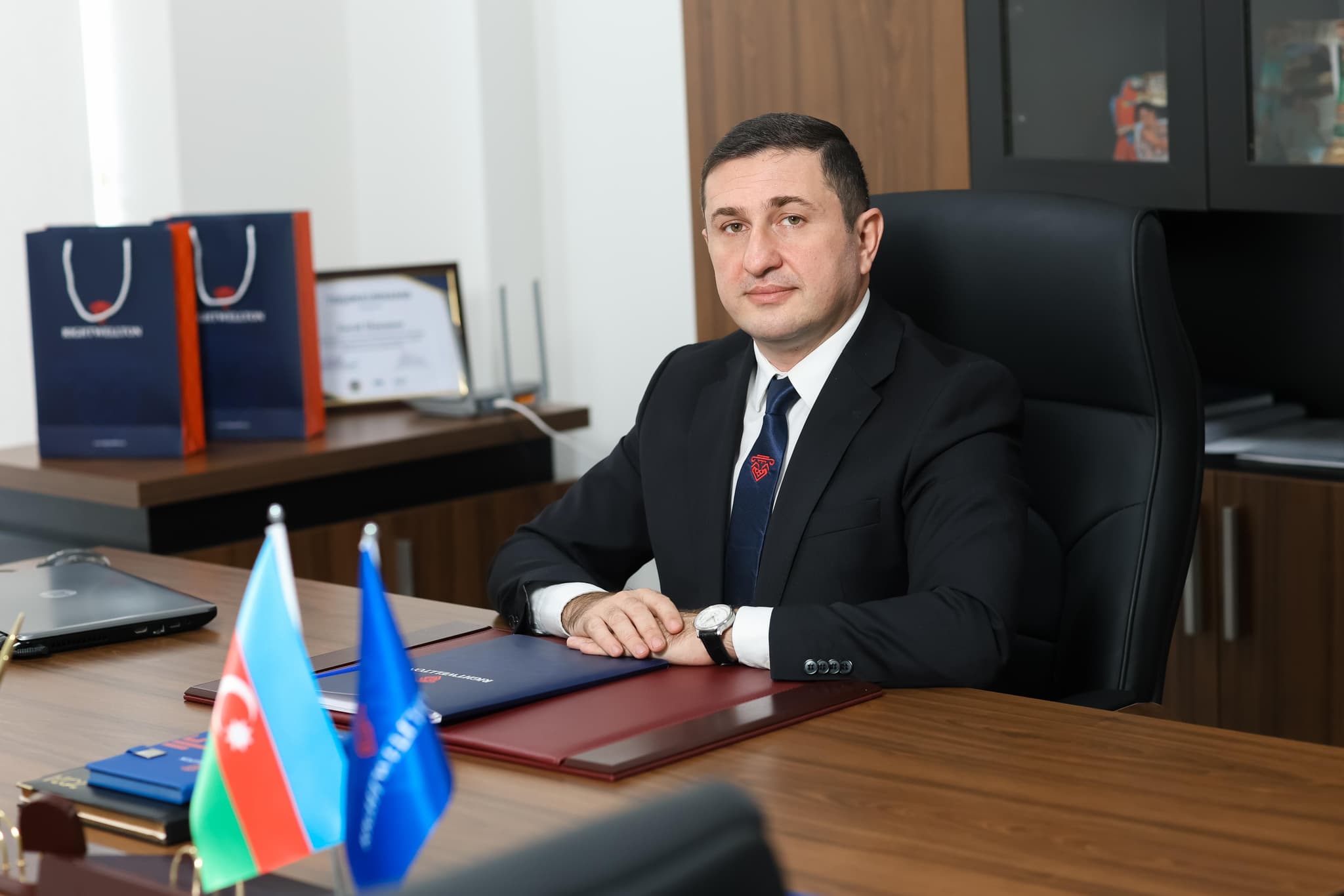Həyatınıza Hüquqi Təhlükəsizlik Gətirən İnnovativ Xidmət: Rightwellton
